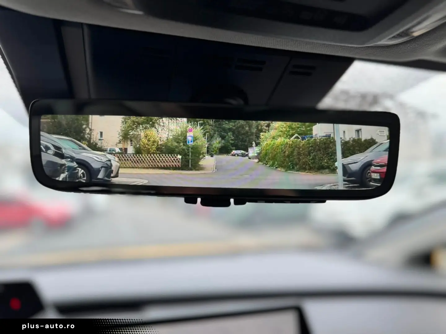 Toyota Prius PHEV Executive