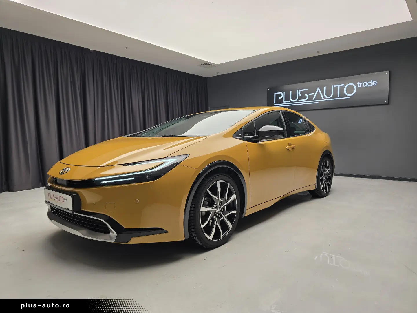 Toyota Prius PHEV Executive