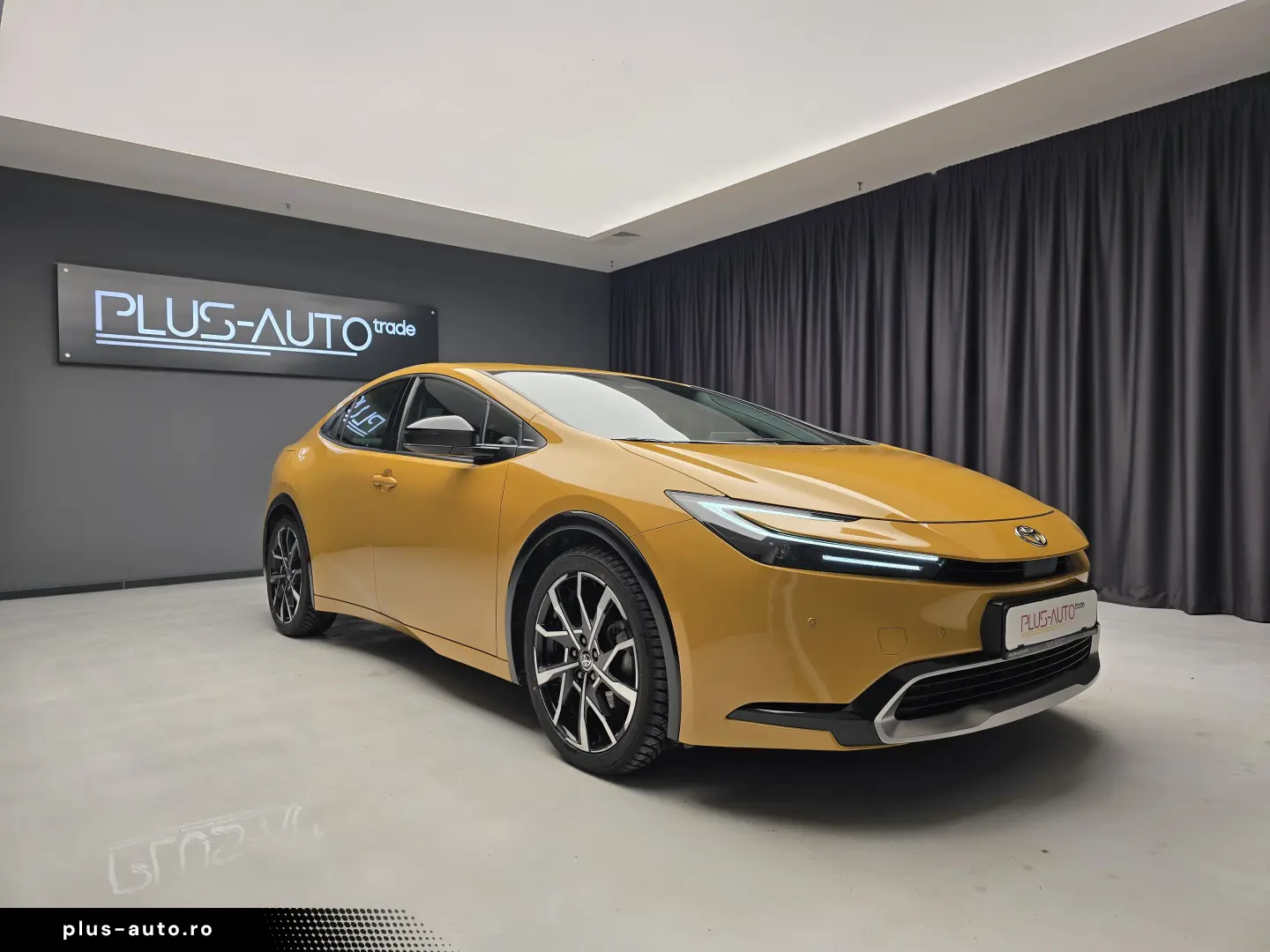 Toyota Prius PHEV Executive