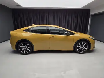 Toyota Prius PHEV Executive