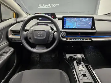 Toyota Prius PHEV Executive