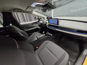 Toyota Prius PHEV Executive