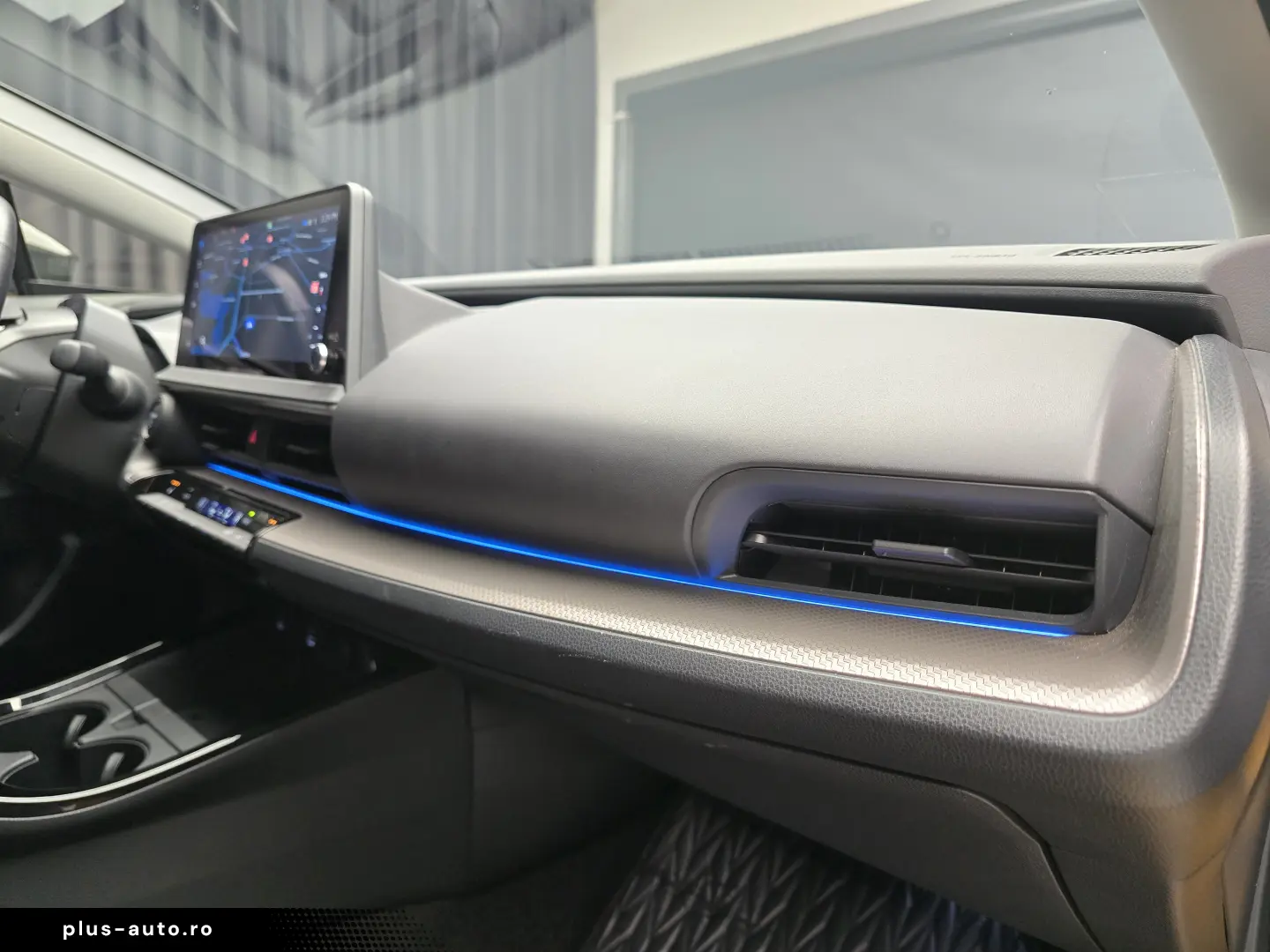 Toyota Prius PHEV Executive