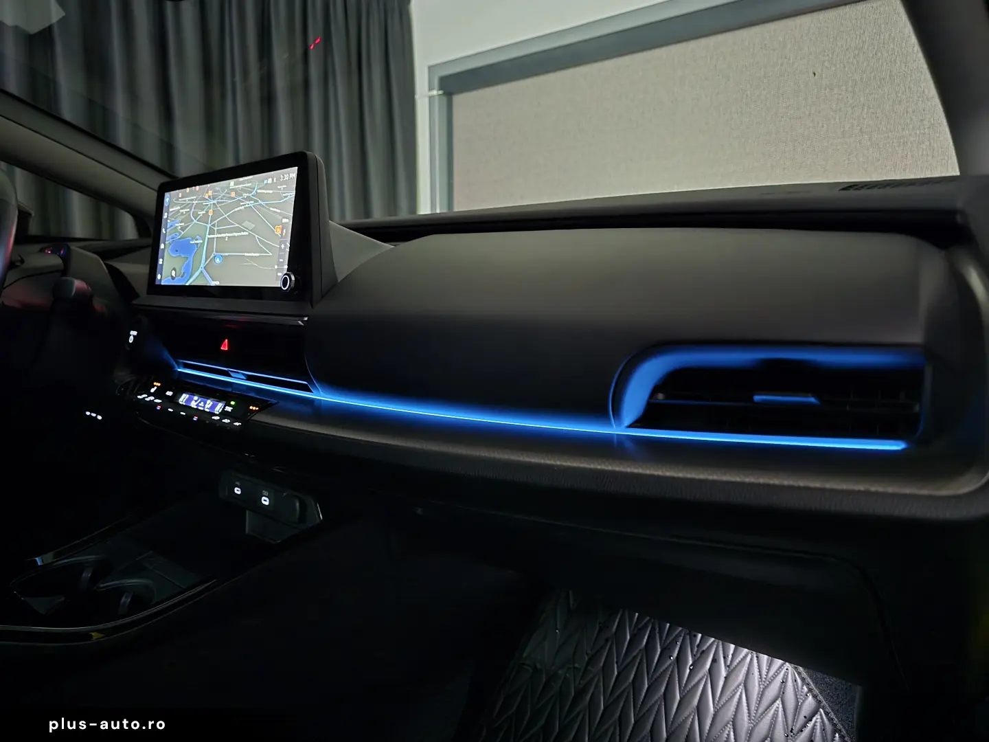 Toyota Prius PHEV Executive