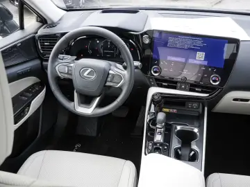 Lexus NX 350h Luxury AWD