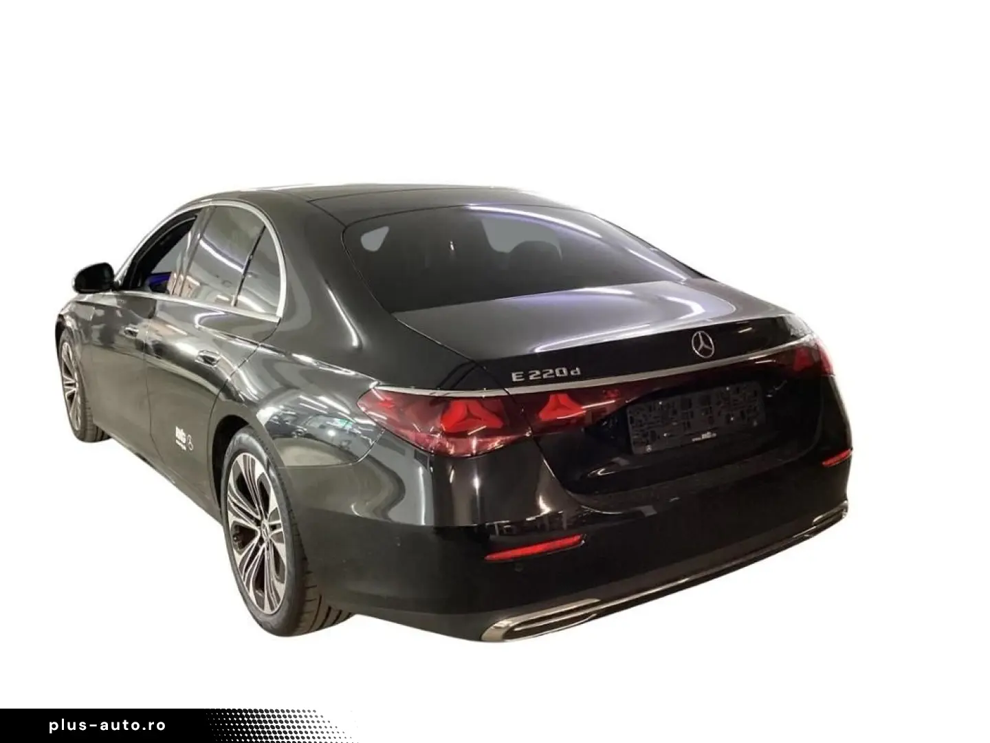 MERCEDES-BENZ E 220 d 4M PANO DIGIT. DIST. 360C