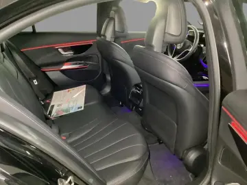 MERCEDES-BENZ E 220 d 4M PANO DIGIT. DIST. 360C