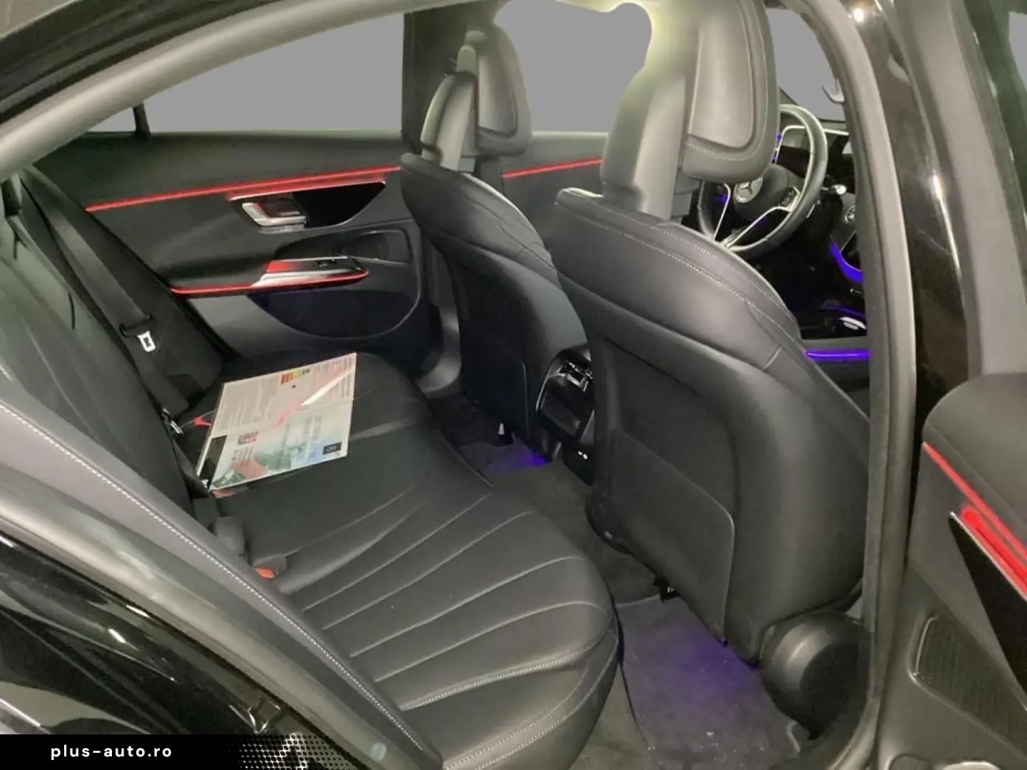 MERCEDES-BENZ E 220 d 4M PANO DIGIT. DIST. 360C