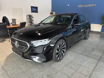 MERCEDES-BENZ E 220 d Avantgarde Advanced Panorama DISTRONIC