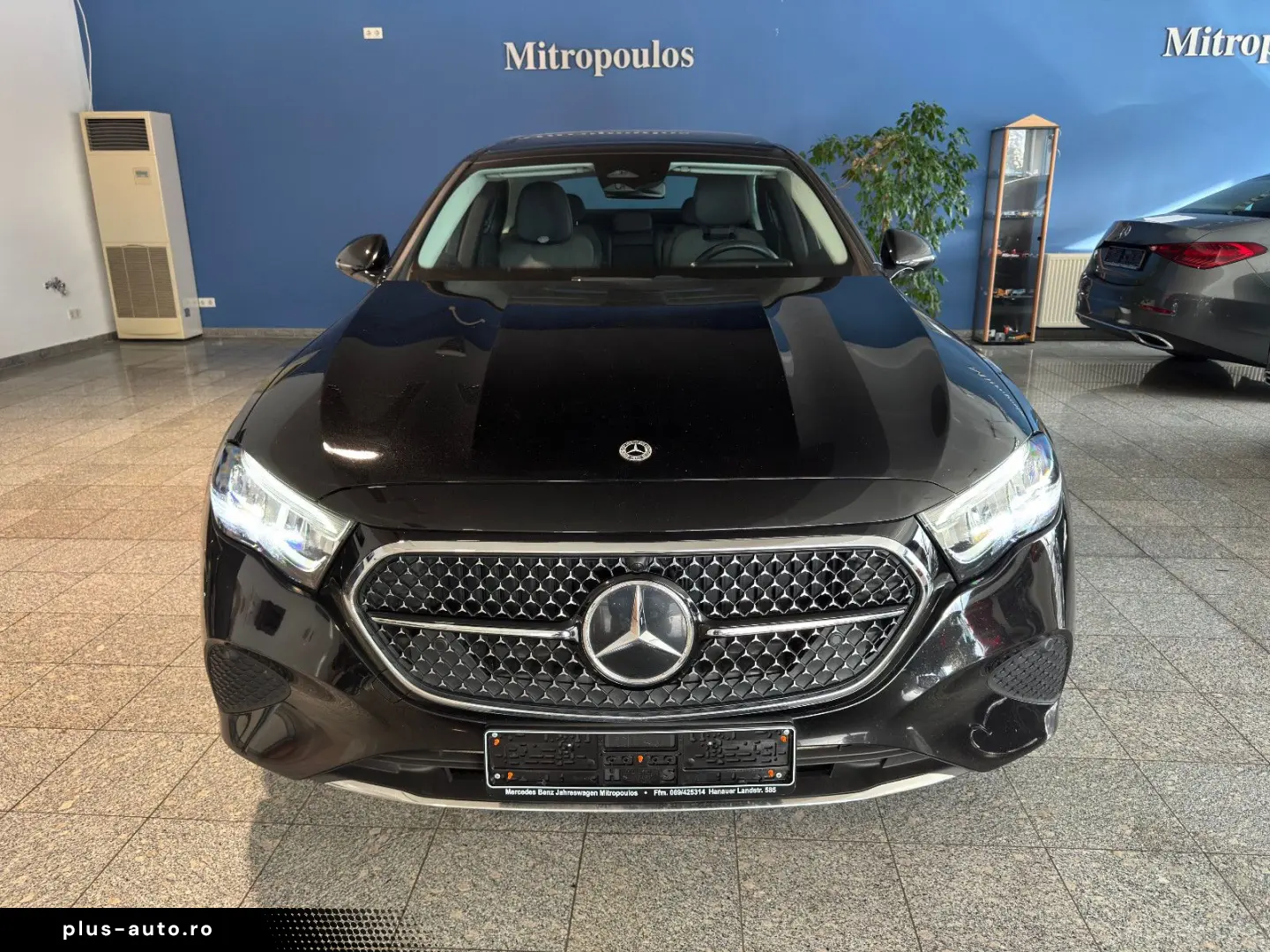 MERCEDES-BENZ E 220 d Avantgarde Advanced Panorama DISTRONIC