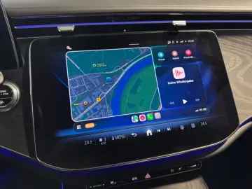 MERCEDES-BENZ E 220 d Avantgarde Advanced Panorama DISTRONIC