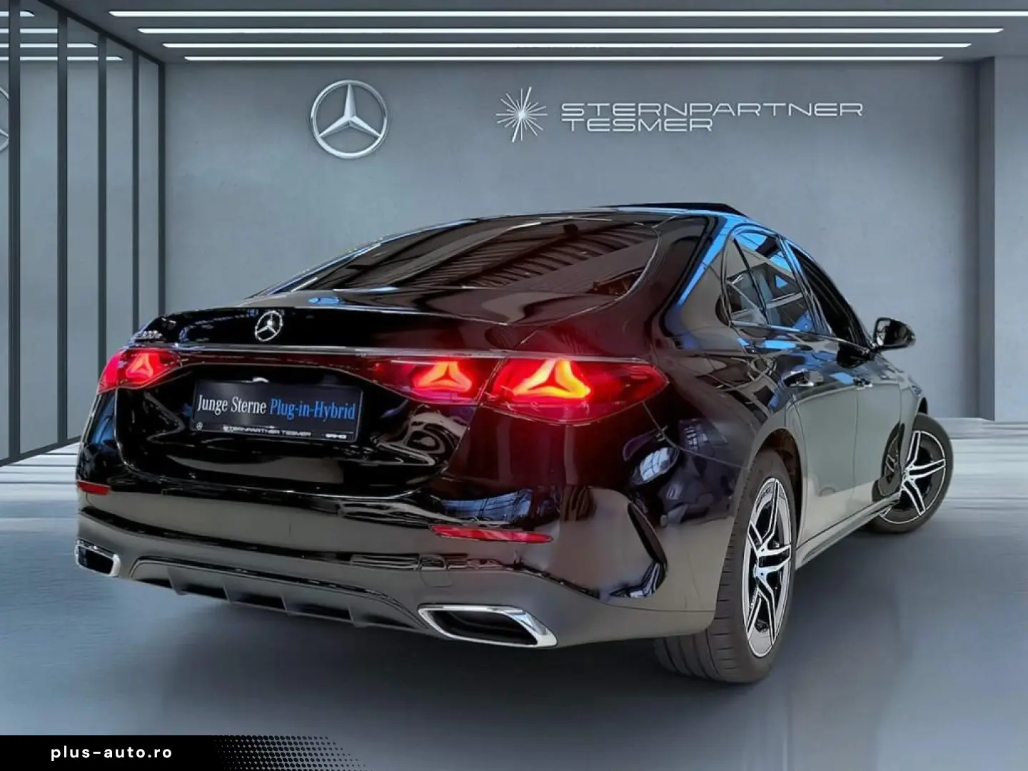 MERCEDES-BENZ E 300 e AMG  Night  Beige Int.  Pano  Burm. 4D