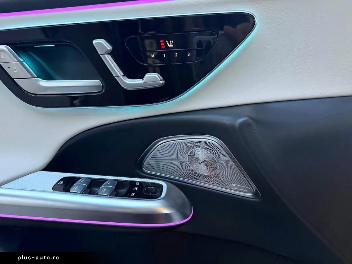 MERCEDES-BENZ E 300 e AMG  Night  Beige Int.  Pano  Burm. 4D