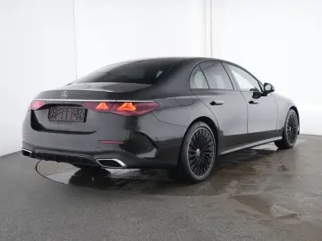 MERCEDES-BENZ E 200 AMG Night SUPERSCREEN Burmester &hellip;