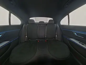 MERCEDES-BENZ E 200 AMG Night SUPERSCREEN Burmester &hellip;