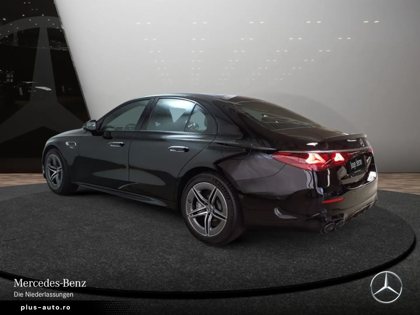 MERCEDES-BENZ E 53 AMG 4M  PANO NIGHT Bur4D Fahrass HUD 360