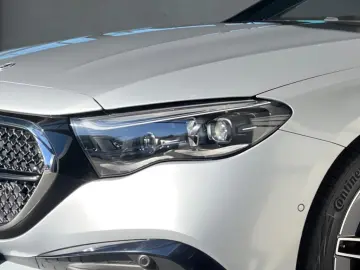 MERCEDES-BENZ E 220 d AMG Navi Pano Kamera Distronic&hellip;