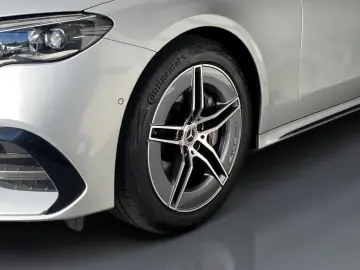 MERCEDES-BENZ E 220 d AMG Navi Pano Kamera Distronic&hellip;