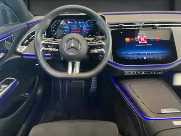 MERCEDES-BENZ E 220 d AMG Navi Pano Kamera Distronic&hellip;