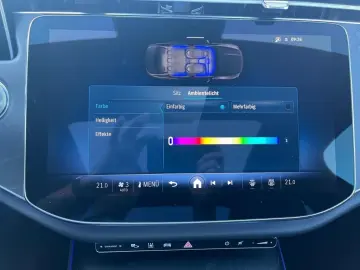 MERCEDES-BENZ E 220 d AMG Navi Pano Kamera Distronic&hellip;