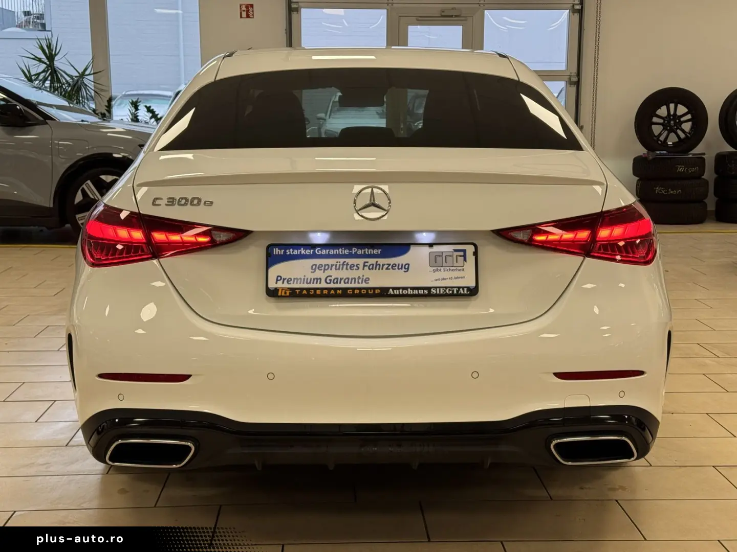 MERCEDES-BENZ C 300 AMG-Line Night LED 360 Cam ACC K&hellip;