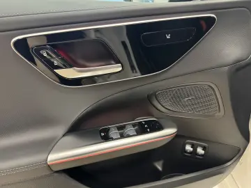 MERCEDES-BENZ C 300 AMG-Line Night LED 360 Cam ACC K&hellip;