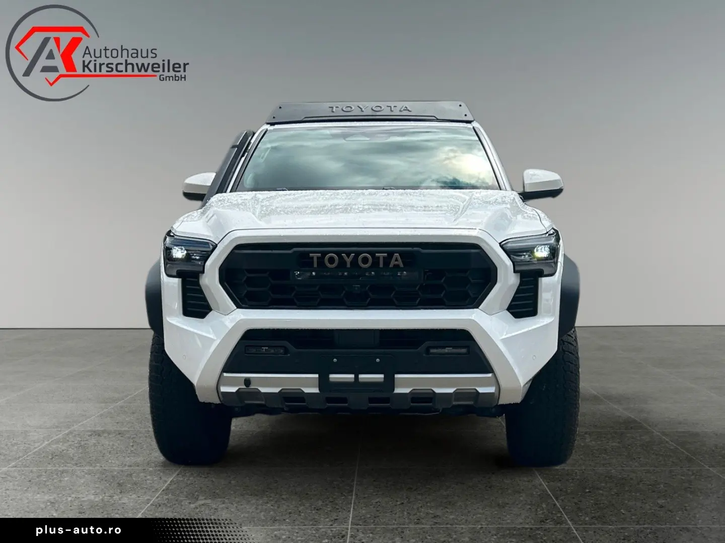 TOYOTA MY25 Tacoma Trailhunter  ON STOCK