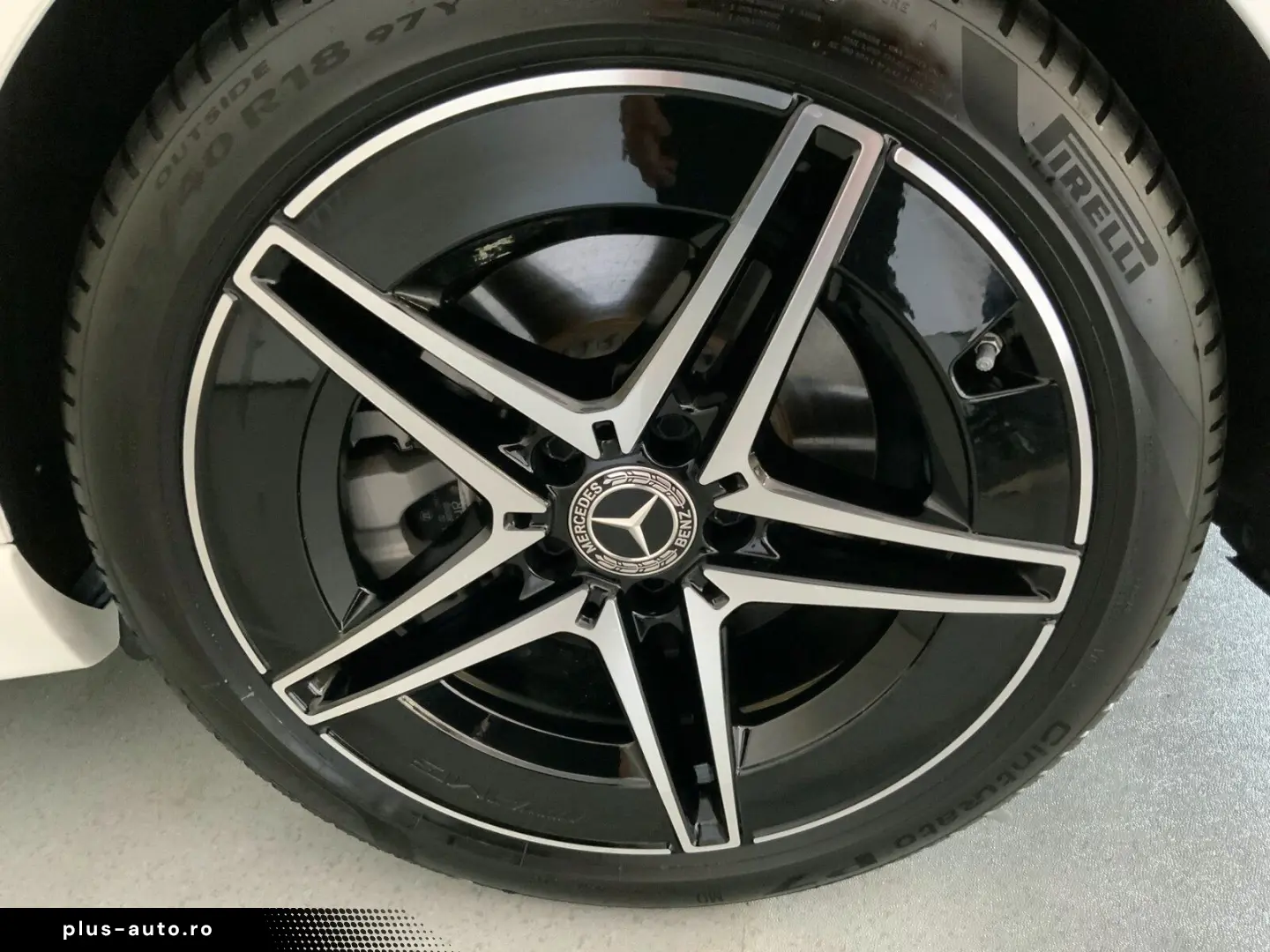 MERCEDES-BENZ C 300 d AMG Night Pano DIGITAL LIGHT A&hellip;