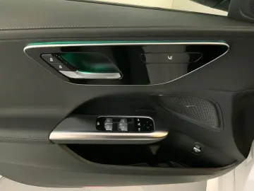 MERCEDES-BENZ C 300 d AMG Night Pano DIGITAL LIGHT A&hellip;