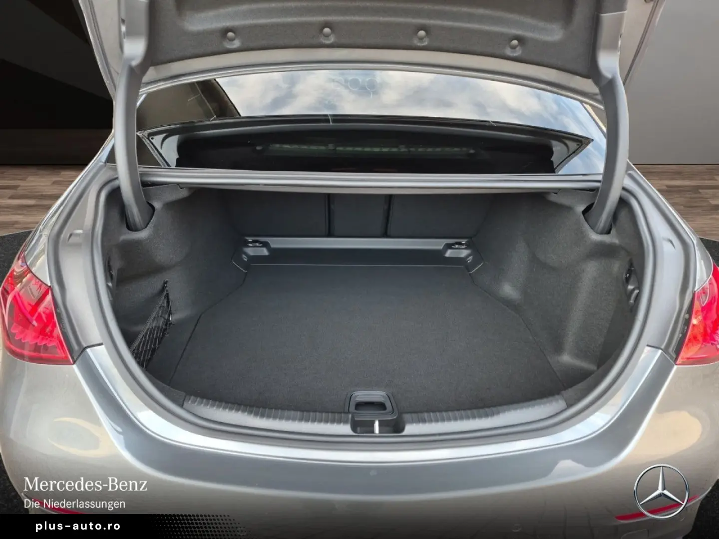 MERCEDES-BENZ C 300 AMG Adv  DigiLight Memory 360  Ambiente