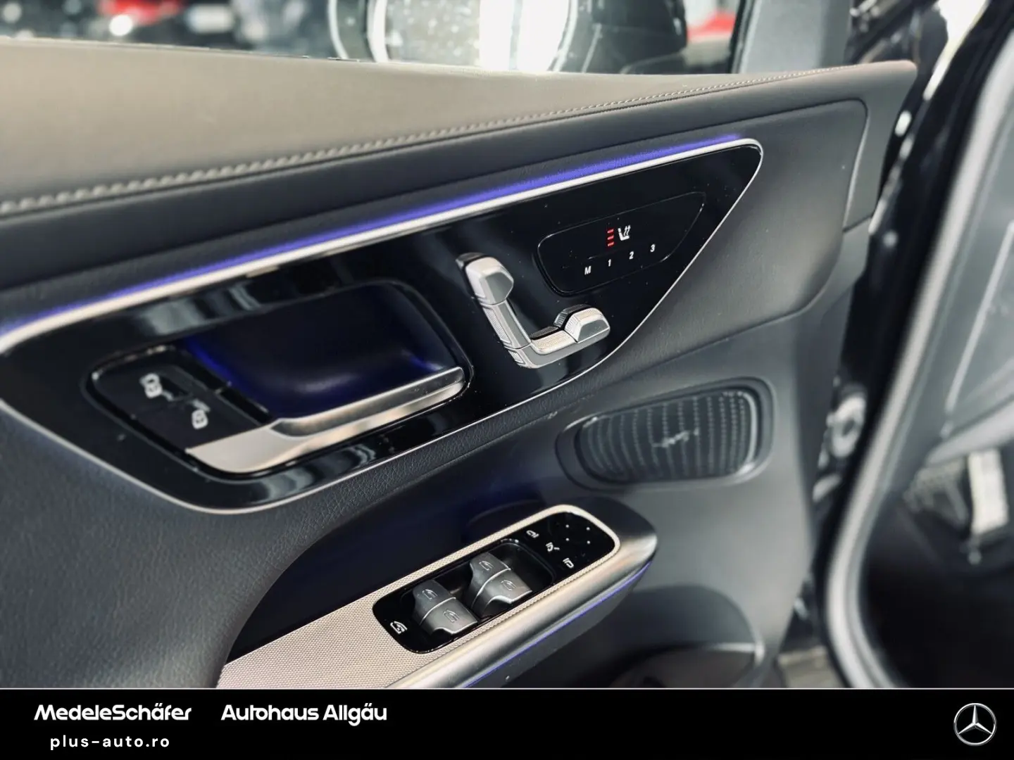 MERCEDES-BENZ GLC 300 e 4M AMG DigLight 360  AHK Pan&hellip;