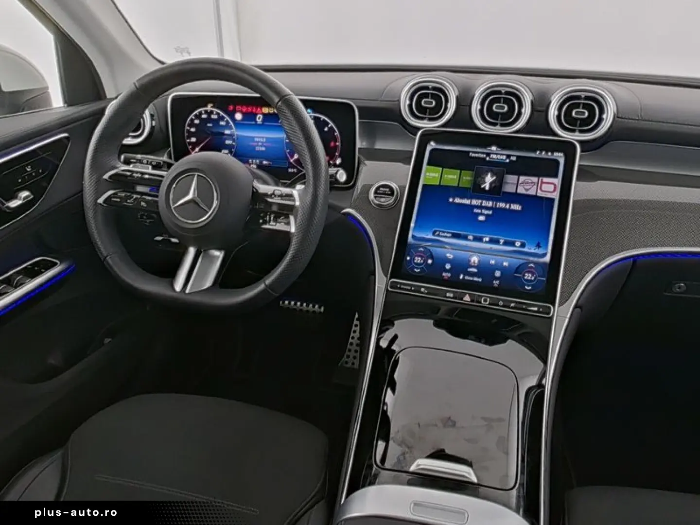 MERCEDES-BENZ GLC 220d 4M AMG AMBIENTE MBUX SHZ DIGI&hellip;