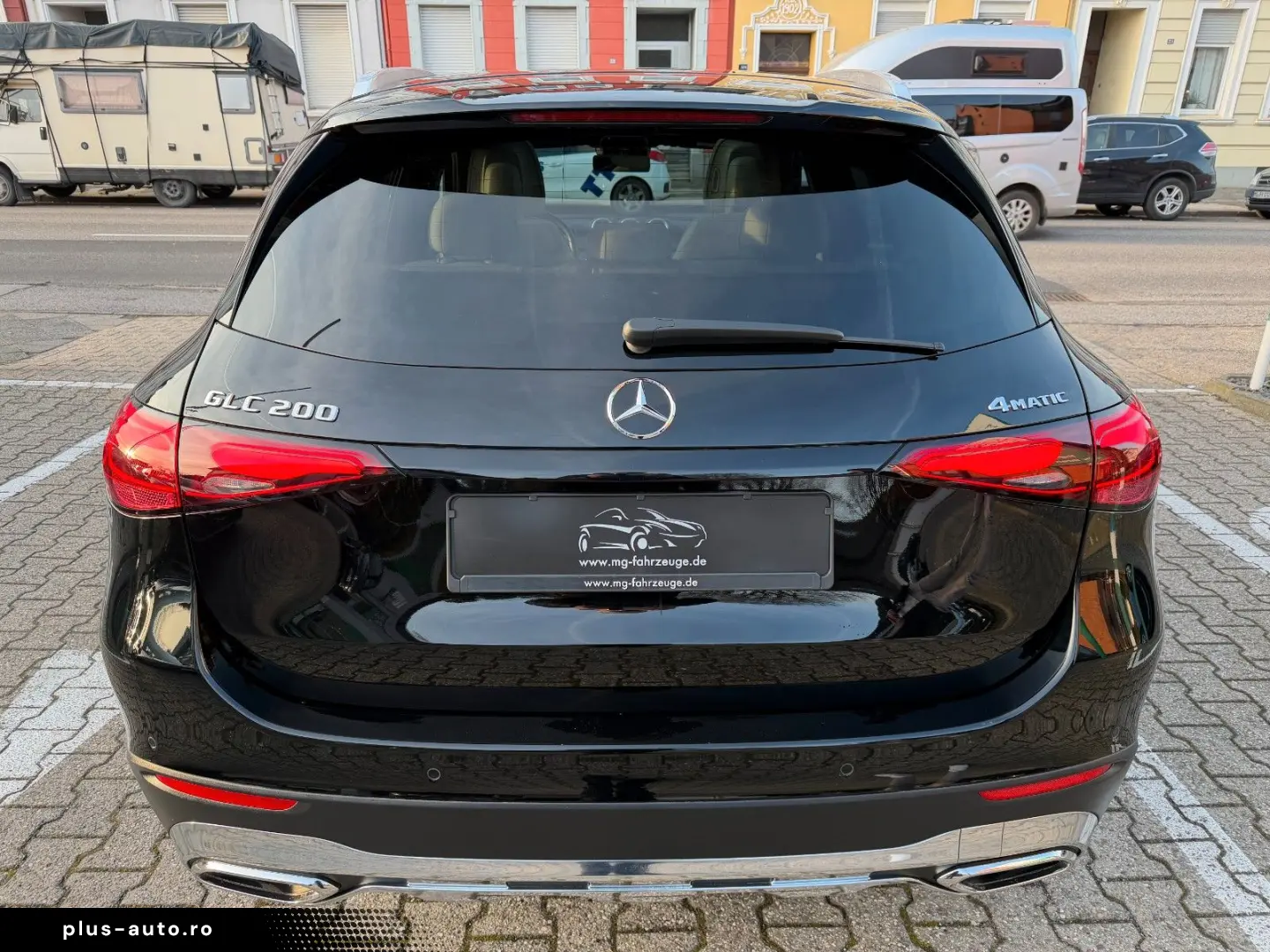 MERCEDES-BENZ GLC 200 4Matic Avantgarde Pano Distron&hellip;