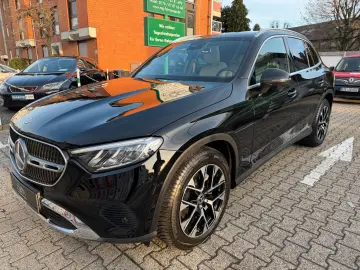 MERCEDES-BENZ GLC 200 4Matic Avantgarde Pano Distron&hellip;