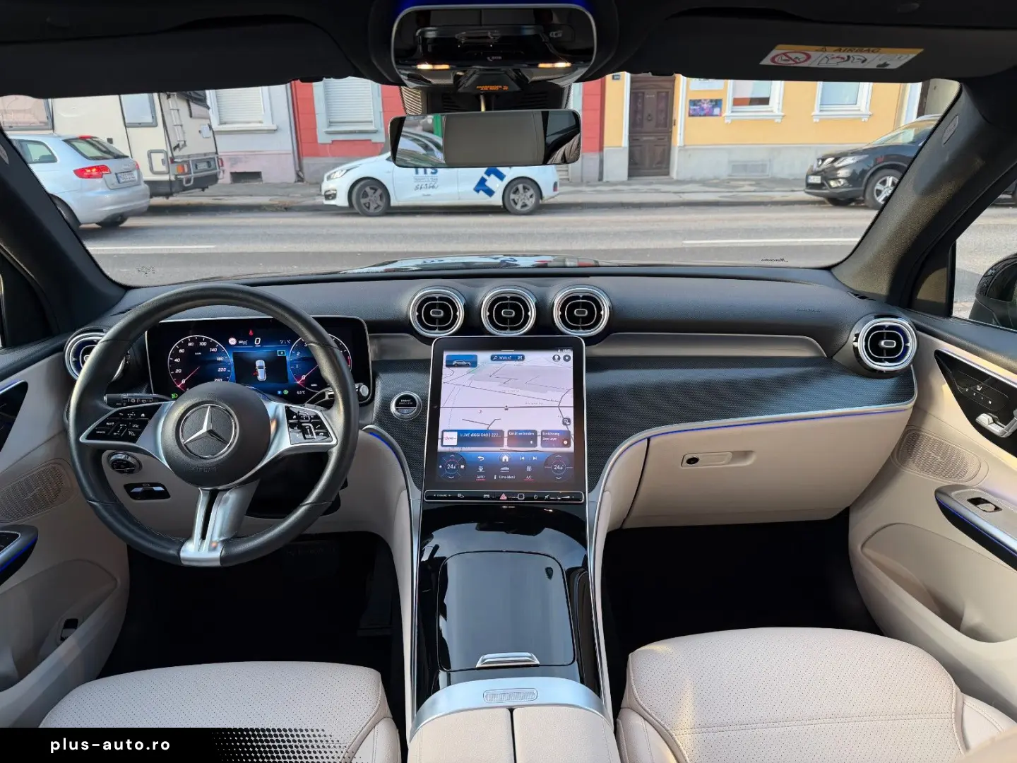 MERCEDES-BENZ GLC 200 4Matic Avantgarde Pano Distron&hellip;