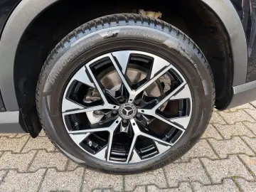 MERCEDES-BENZ GLC 200 4Matic Avantgarde Pano Distron&hellip;
