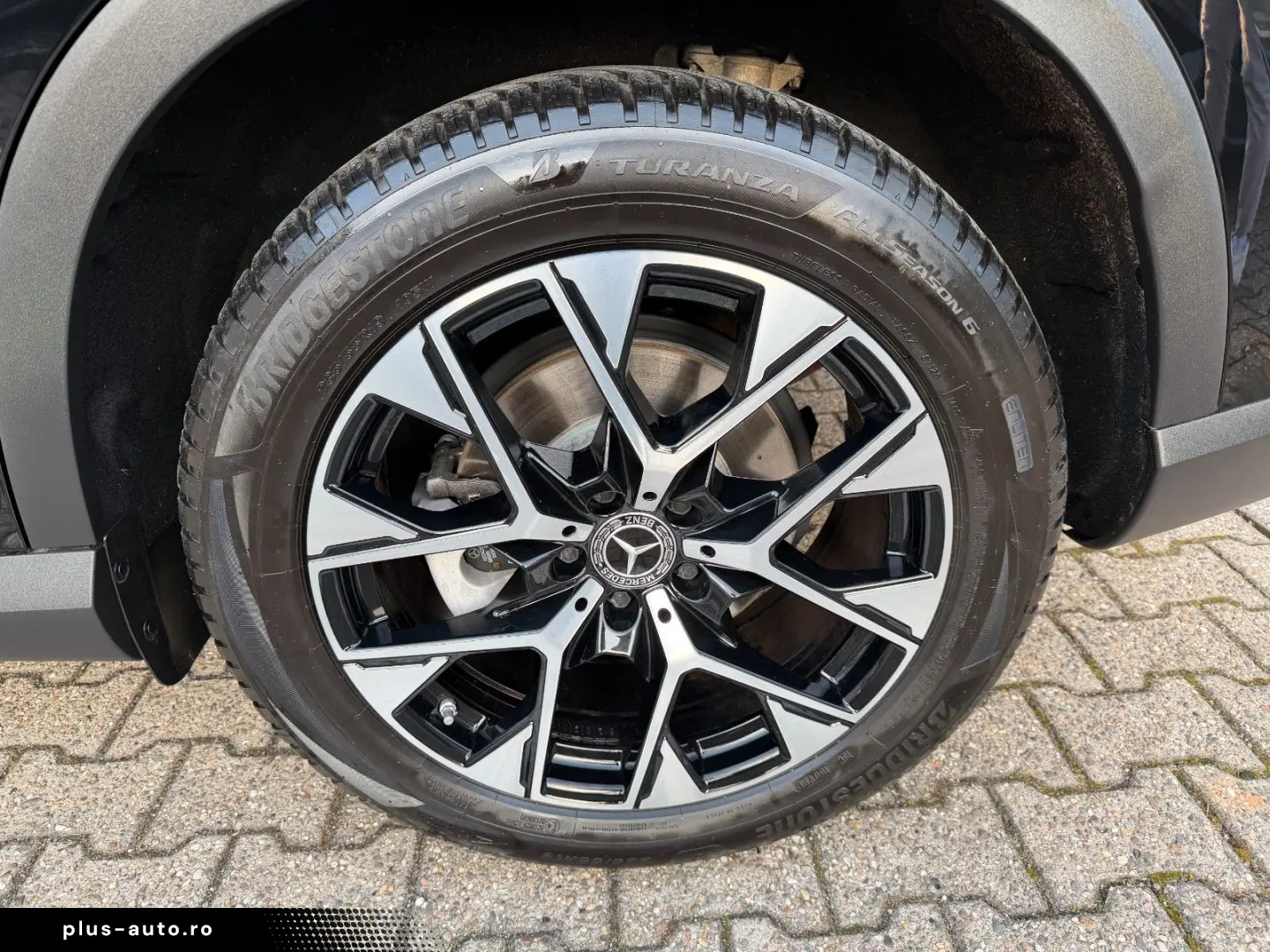 MERCEDES-BENZ GLC 200 4Matic Avantgarde Pano Distron&hellip;