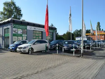 MERCEDES-BENZ GLC 200 4Matic Avantgarde Pano Distron&hellip;