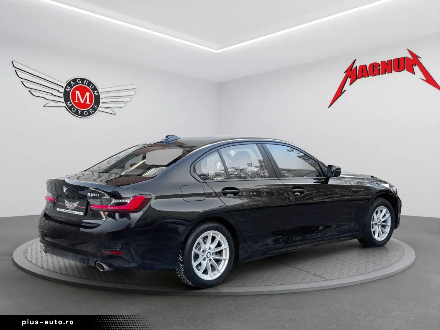 BMW 320i  Aut. Navi Leder Temp. PDC