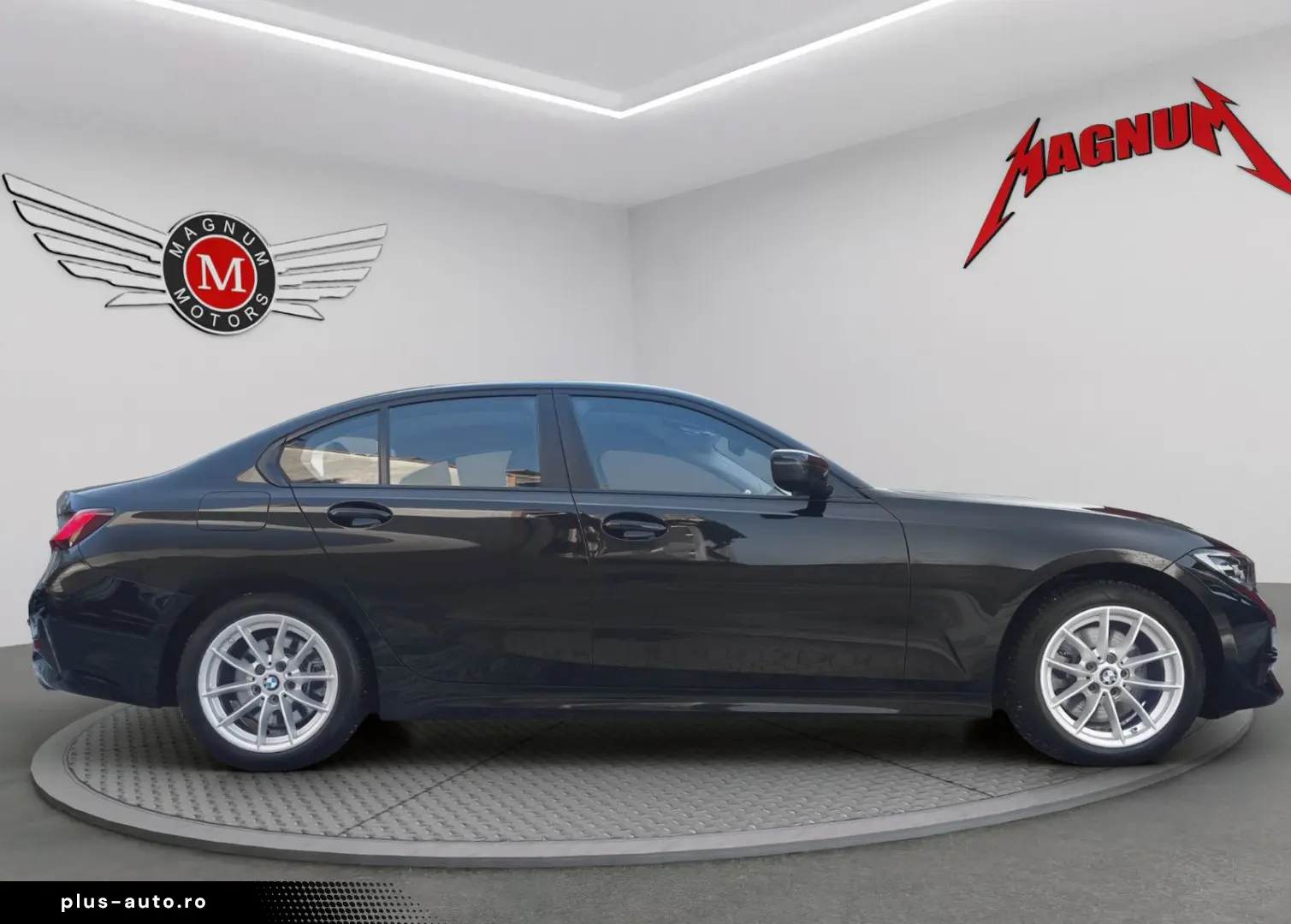 BMW 320i  Aut. Navi Leder Temp. PDC