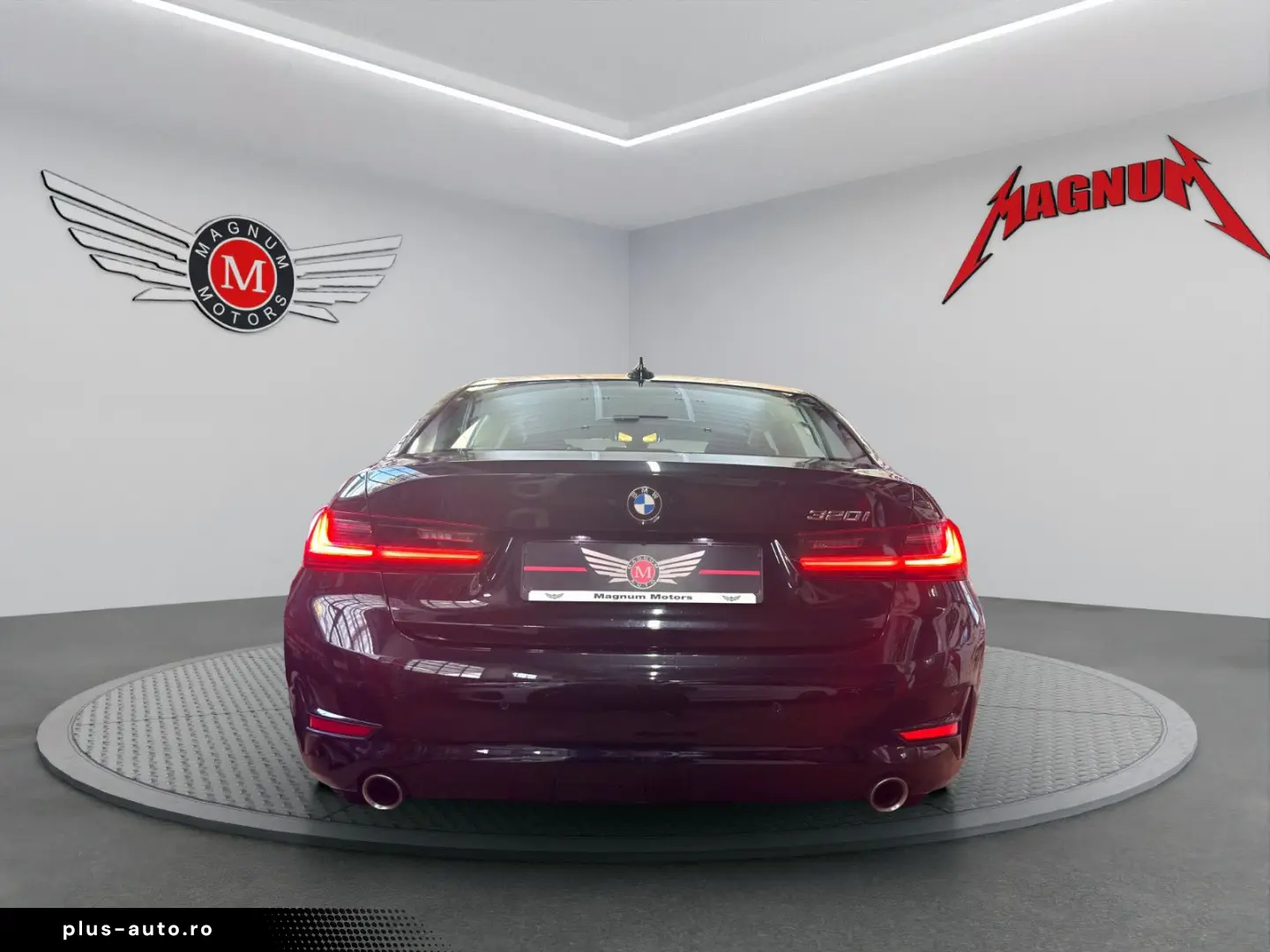 BMW 320i  Aut. Navi Leder Temp. PDC