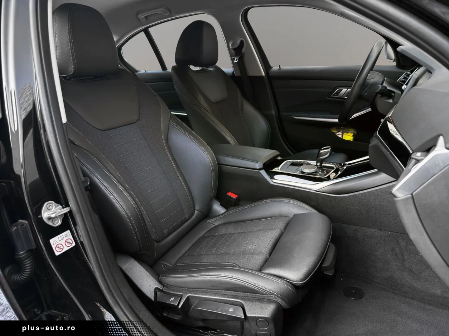 BMW 320i  Aut. Navi Leder Temp. PDC