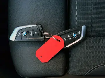 BMW 320i  Aut. Navi Leder Temp. PDC