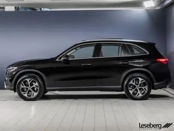 MERCEDES-BENZ GLC 300 de 4M Avantgarde LED Pano AHK &hellip;