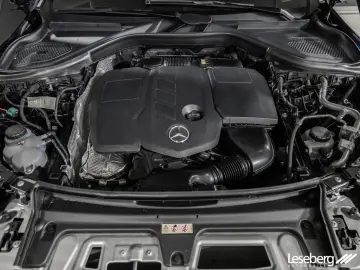 MERCEDES-BENZ GLC 300 de 4M Avantgarde LED Pano AHK &hellip;