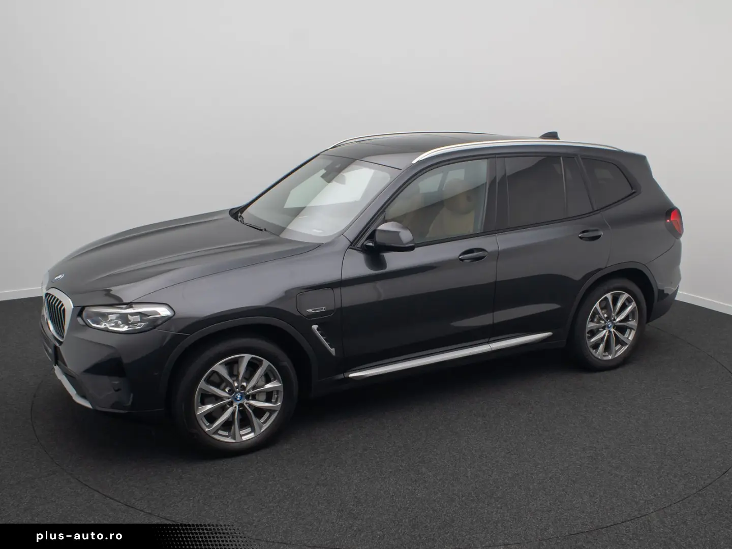 BMW X3 xD30e Kamera AHK HUD DAB Sport Panoram 19Zoll