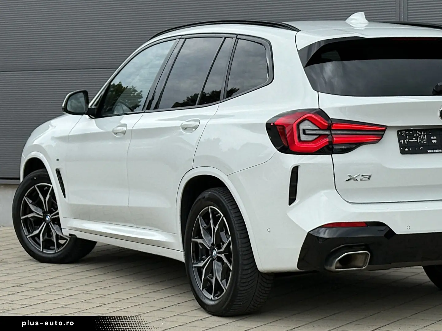 BMW X3 xDrive 20i M Sport Pano Laser HUD H K ACC AHK