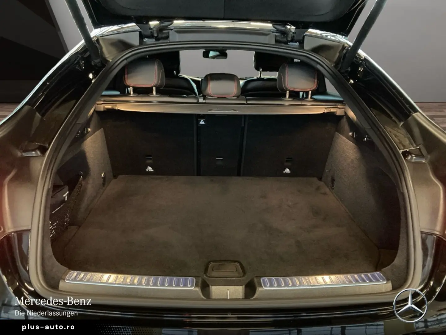 MERCEDES-BENZ GLC 400 d 4M CP AMG  Night 360  Distr Stdhzg