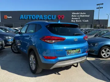 Hyundai Tucson 2.0 CRDi Advantage 4×4