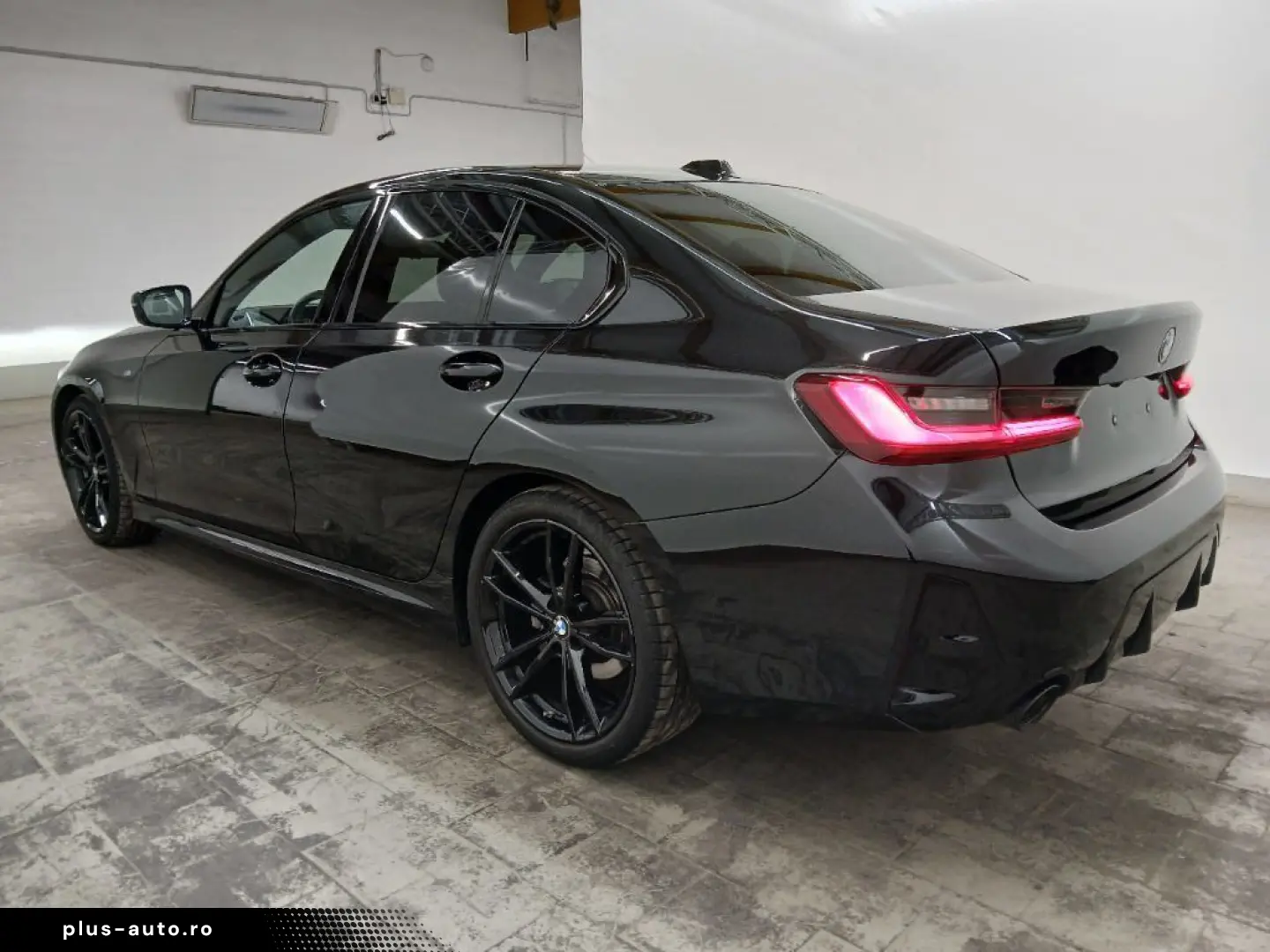 BMW 320d Lim. xDrive M Sport DAProf. STDHZ HUD 19